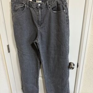 Universal Thread Women's Gray Straight Leg Jeans